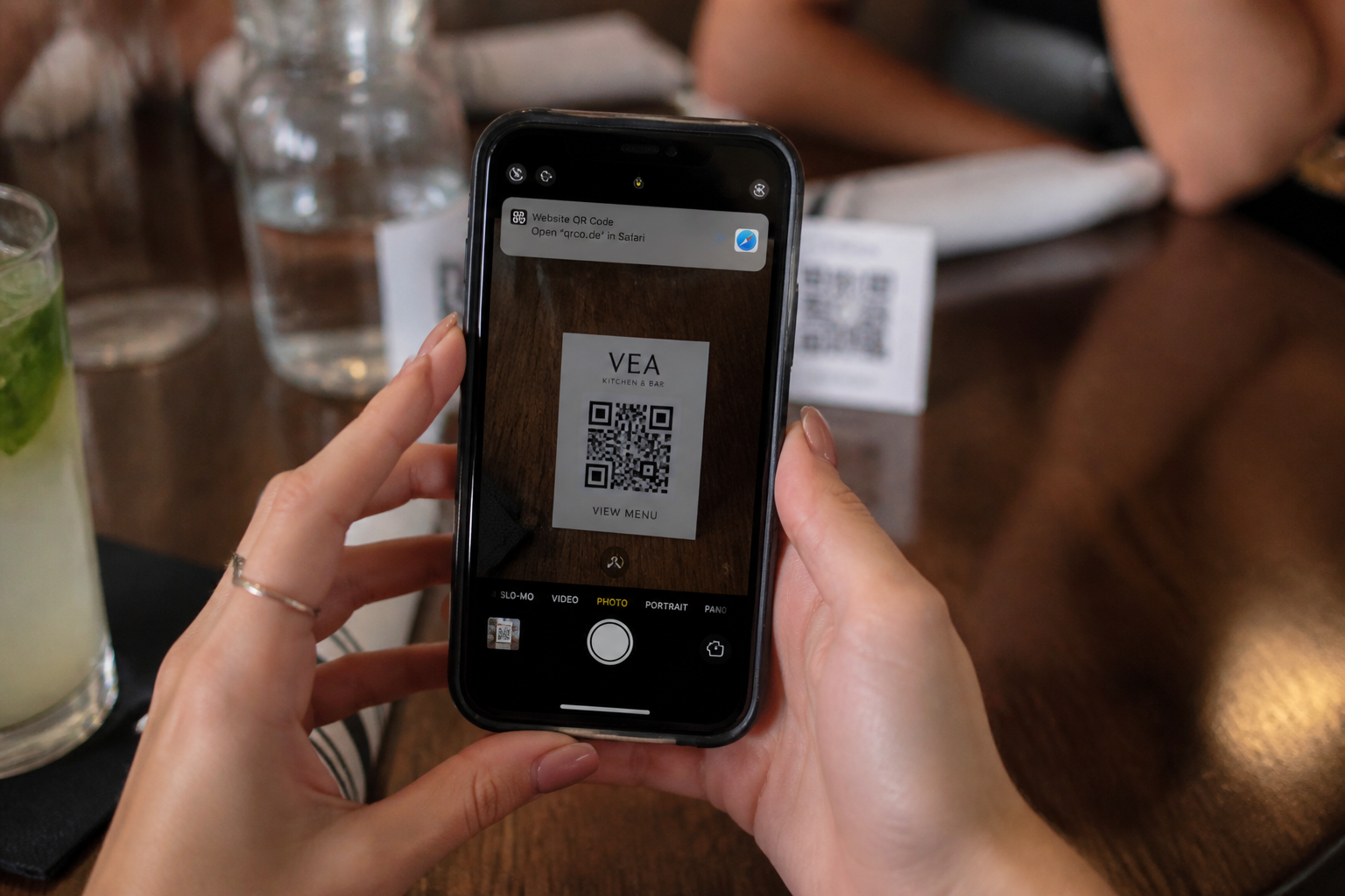 Scanner un QR code sur iPhone : méthodes rapides